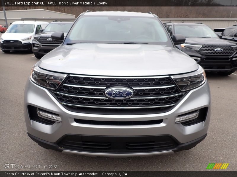Iconic Silver Metallic / Ebony 2021 Ford Explorer XLT 4WD