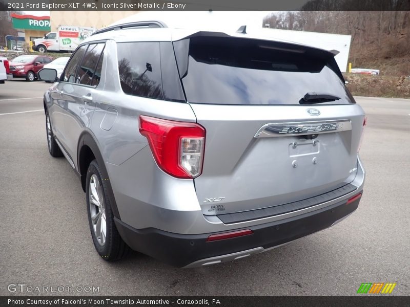 Iconic Silver Metallic / Ebony 2021 Ford Explorer XLT 4WD