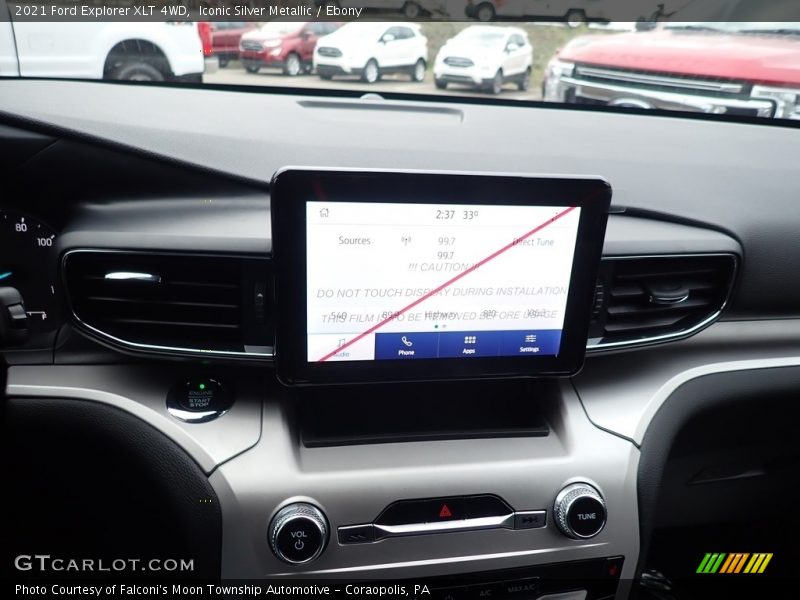 Iconic Silver Metallic / Ebony 2021 Ford Explorer XLT 4WD