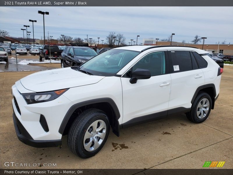 Super White / Black 2021 Toyota RAV4 LE AWD