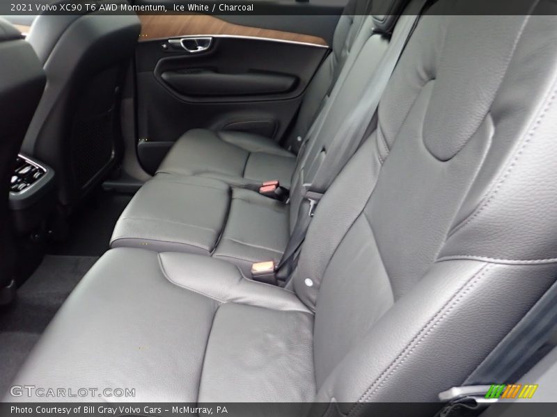 Ice White / Charcoal 2021 Volvo XC90 T6 AWD Momentum