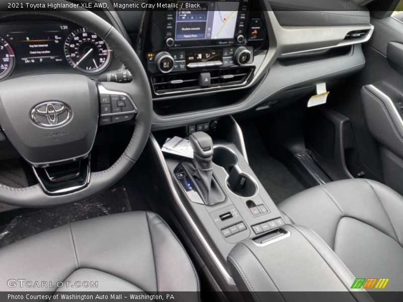 Magnetic Gray Metallic / Black 2021 Toyota Highlander XLE AWD