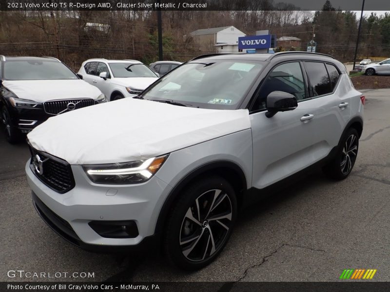 Glacier Silver Metallic / Charcoal 2021 Volvo XC40 T5 R-Design AWD
