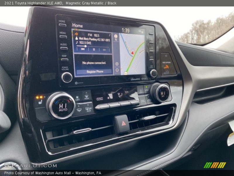Magnetic Gray Metallic / Black 2021 Toyota Highlander XLE AWD