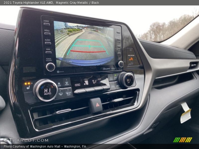 Magnetic Gray Metallic / Black 2021 Toyota Highlander XLE AWD