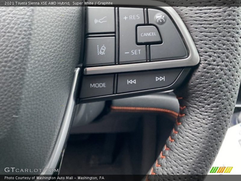 Super White / Graphite 2021 Toyota Sienna XSE AWD Hybrid