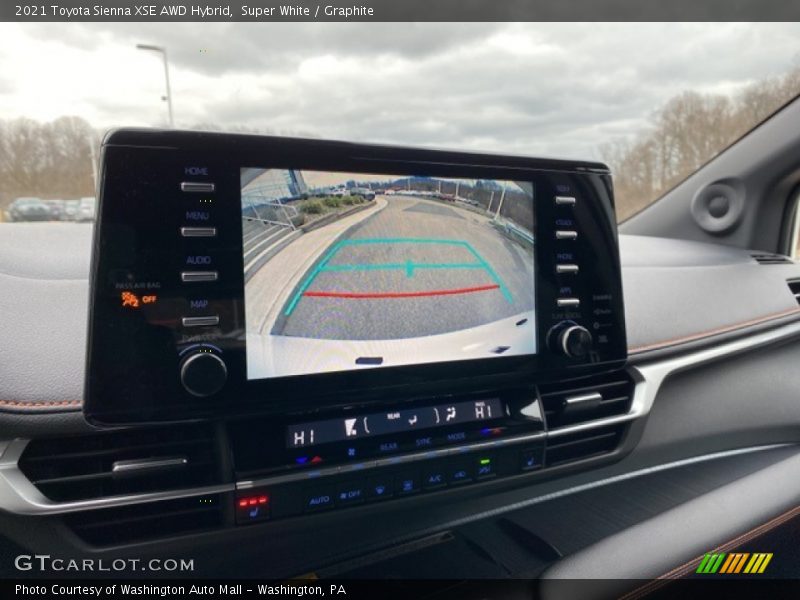 Super White / Graphite 2021 Toyota Sienna XSE AWD Hybrid