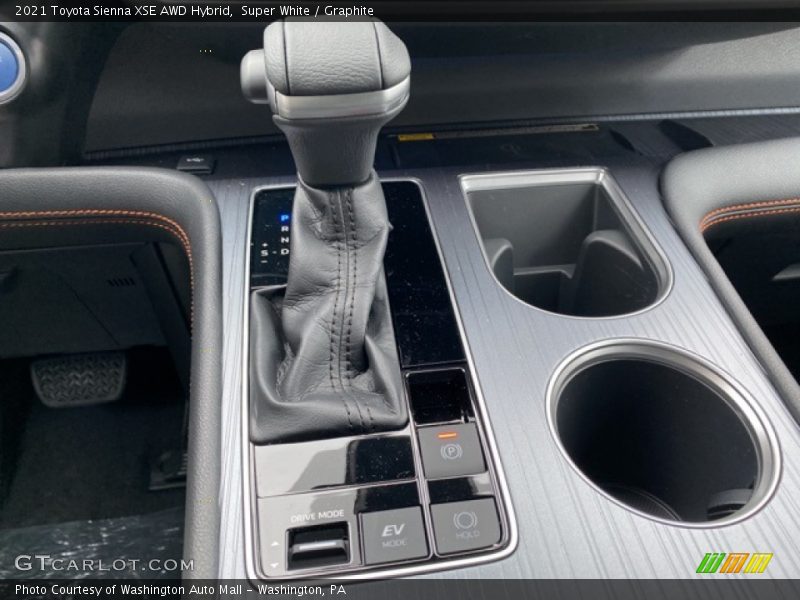 Super White / Graphite 2021 Toyota Sienna XSE AWD Hybrid