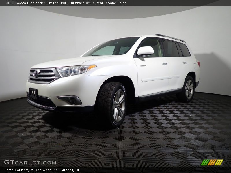 Blizzard White Pearl / Sand Beige 2013 Toyota Highlander Limited 4WD