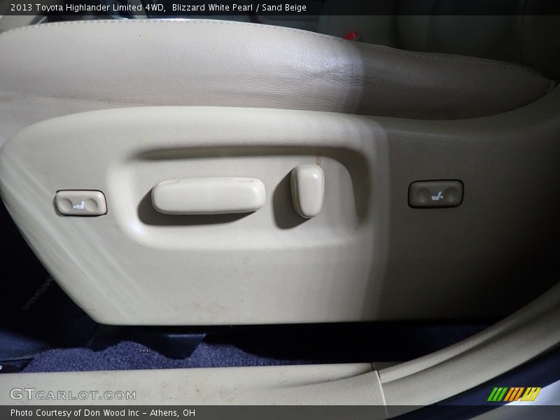 Blizzard White Pearl / Sand Beige 2013 Toyota Highlander Limited 4WD
