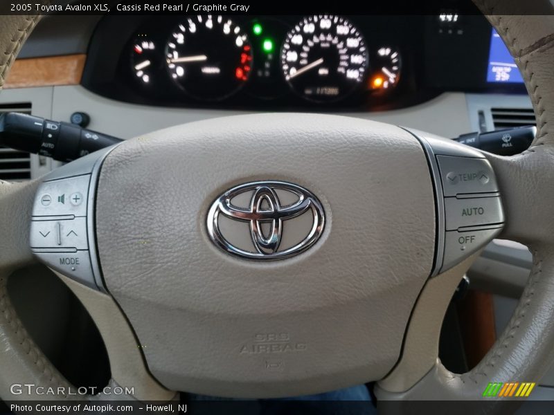 Cassis Red Pearl / Graphite Gray 2005 Toyota Avalon XLS