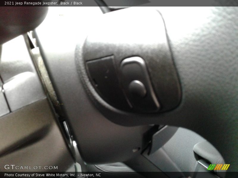 Black / Black 2021 Jeep Renegade Jeepster