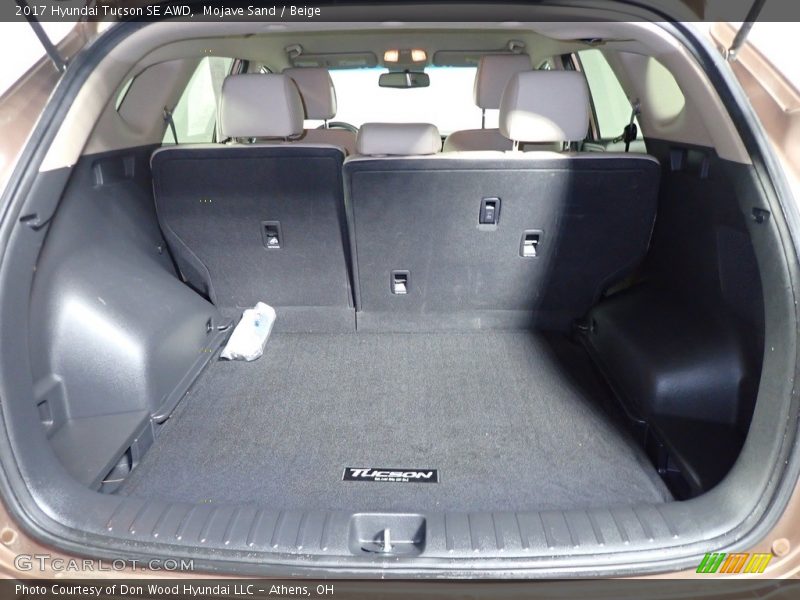 Mojave Sand / Beige 2017 Hyundai Tucson SE AWD