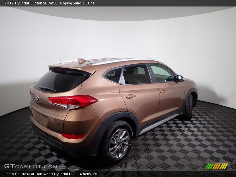 Mojave Sand / Beige 2017 Hyundai Tucson SE AWD