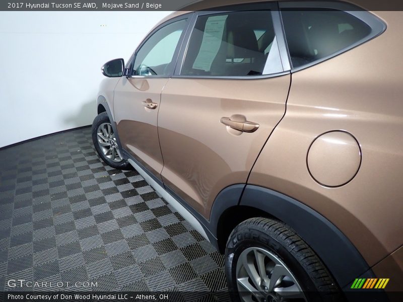 Mojave Sand / Beige 2017 Hyundai Tucson SE AWD