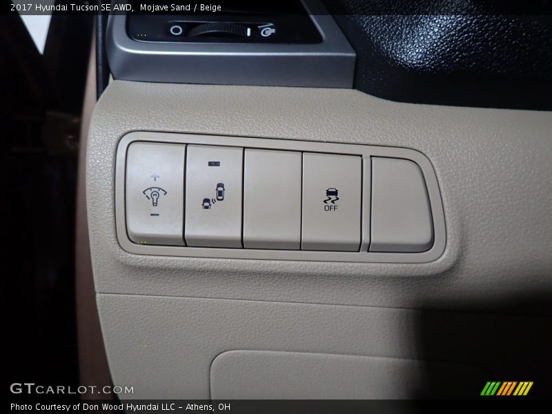Mojave Sand / Beige 2017 Hyundai Tucson SE AWD