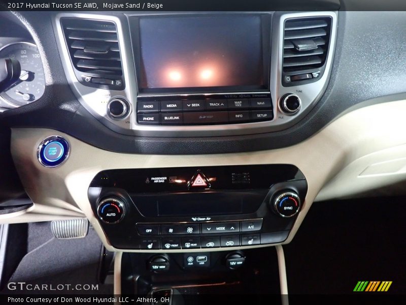 Mojave Sand / Beige 2017 Hyundai Tucson SE AWD