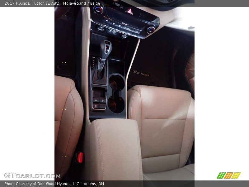 Mojave Sand / Beige 2017 Hyundai Tucson SE AWD