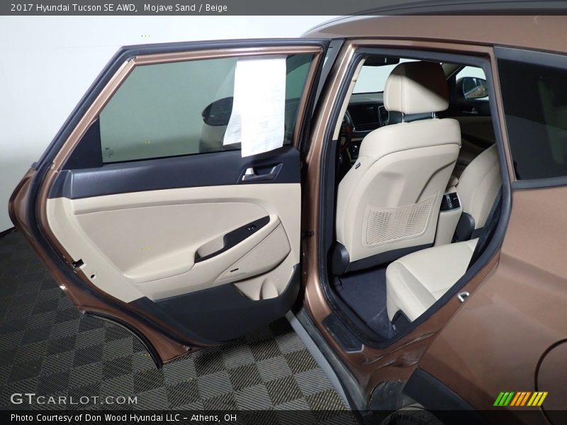 Mojave Sand / Beige 2017 Hyundai Tucson SE AWD