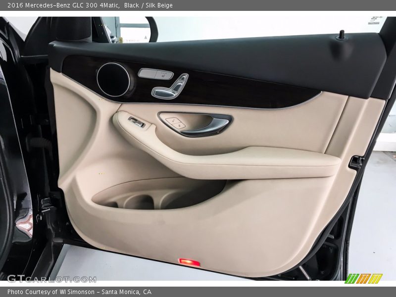 Black / Silk Beige 2016 Mercedes-Benz GLC 300 4Matic