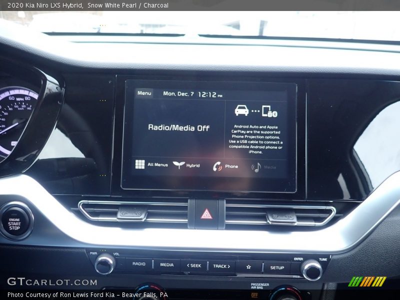 Snow White Pearl / Charcoal 2020 Kia Niro LXS Hybrid