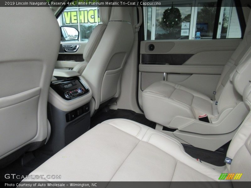 Rear Seat of 2019 Navigator L Reserve 4x4