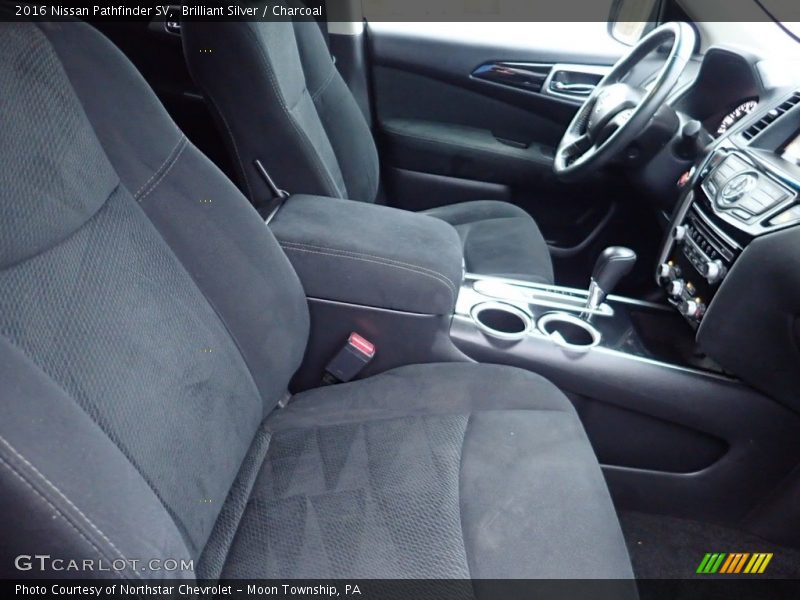 Front Seat of 2016 Pathfinder SV