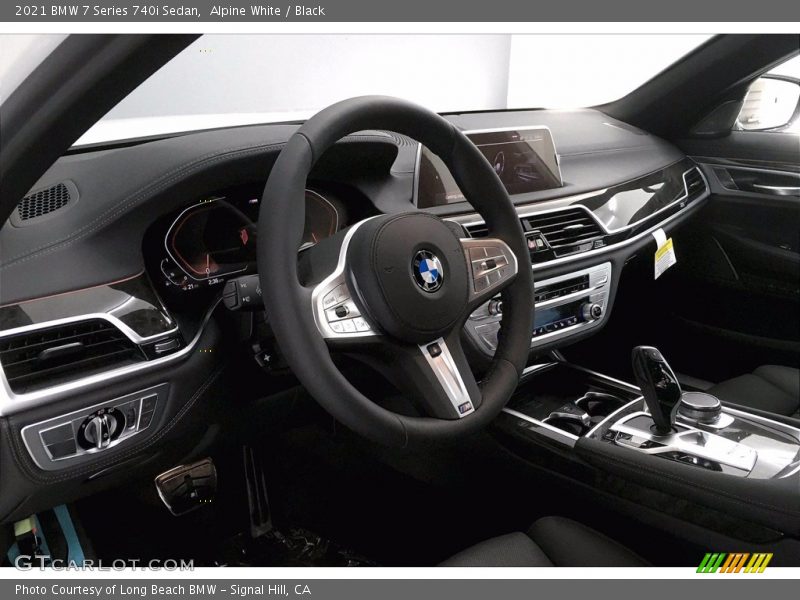 Alpine White / Black 2021 BMW 7 Series 740i Sedan