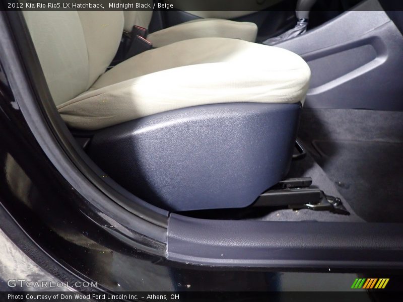 Midnight Black / Beige 2012 Kia Rio Rio5 LX Hatchback