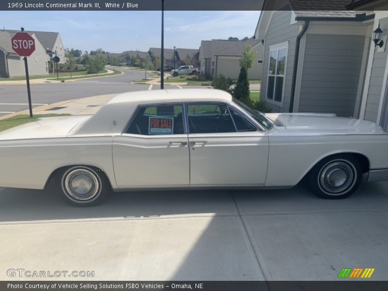  1969 Continental Mark III White