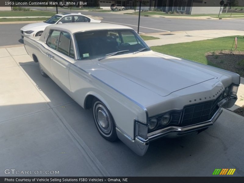 White / Blue 1969 Lincoln Continental Mark III