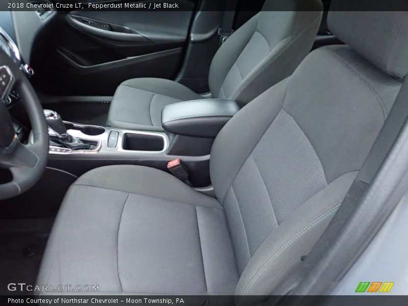 Pepperdust Metallic / Jet Black 2018 Chevrolet Cruze LT