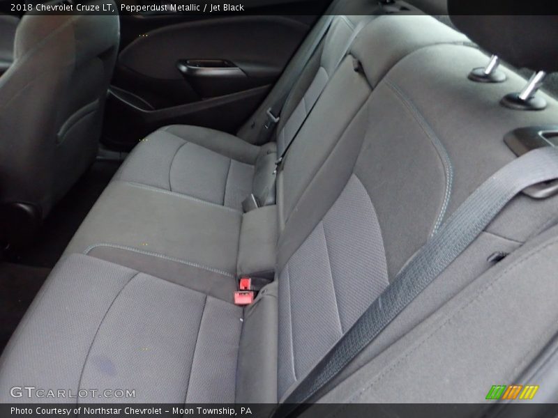 Pepperdust Metallic / Jet Black 2018 Chevrolet Cruze LT