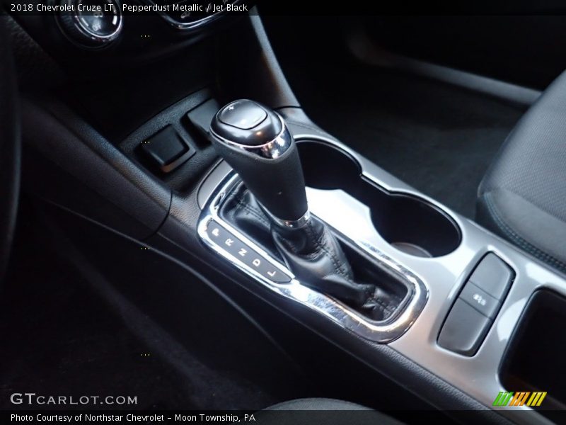 Pepperdust Metallic / Jet Black 2018 Chevrolet Cruze LT