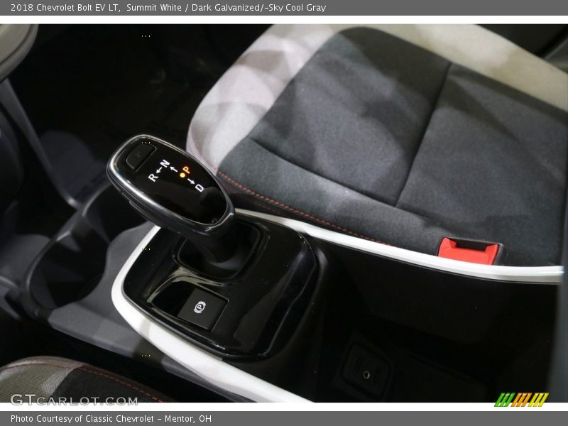 Summit White / Dark Galvanized/­Sky Cool Gray 2018 Chevrolet Bolt EV LT