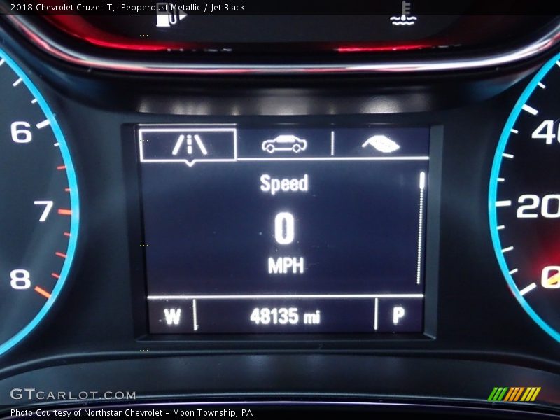 Pepperdust Metallic / Jet Black 2018 Chevrolet Cruze LT