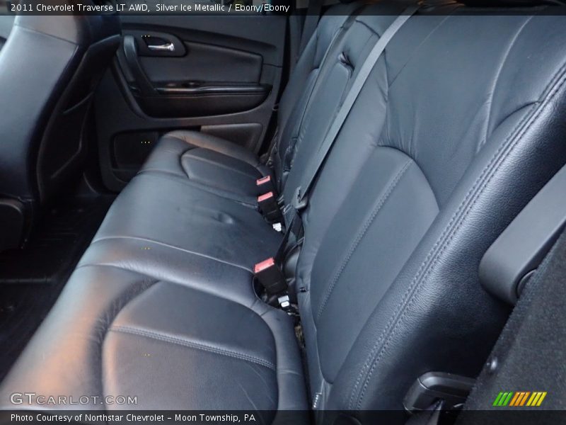 Silver Ice Metallic / Ebony/Ebony 2011 Chevrolet Traverse LT AWD