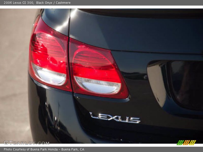 Black Onyx / Cashmere 2006 Lexus GS 300
