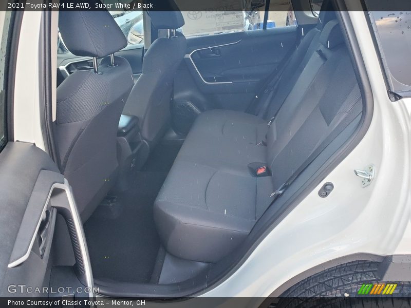 Super White / Black 2021 Toyota RAV4 LE AWD