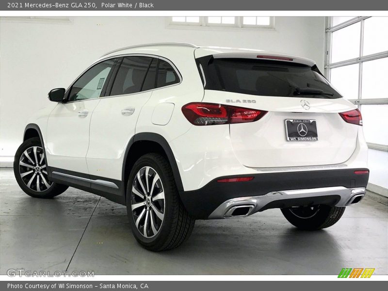 Polar White / Black 2021 Mercedes-Benz GLA 250