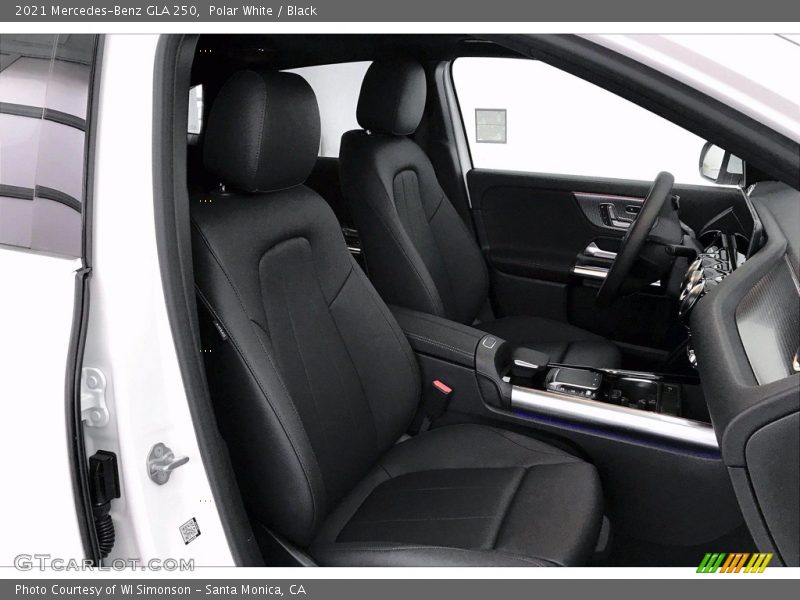 Polar White / Black 2021 Mercedes-Benz GLA 250