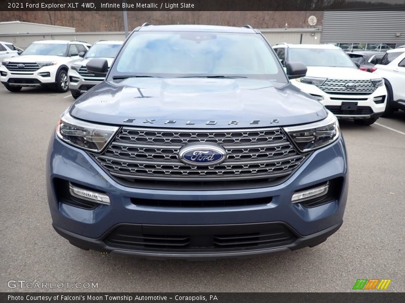 Infinite Blue Metallic / Light Slate 2021 Ford Explorer XLT 4WD