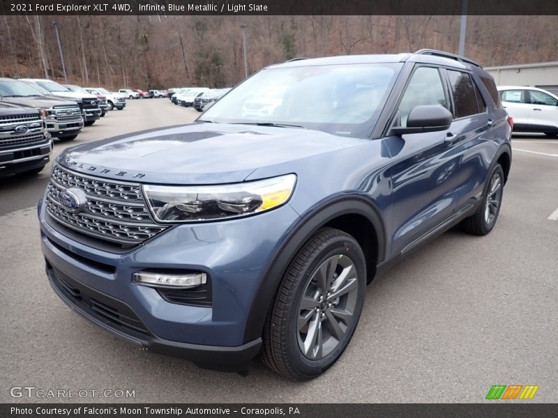 Infinite Blue Metallic / Light Slate 2021 Ford Explorer XLT 4WD