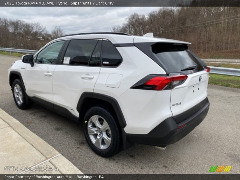 Super White / Light Gray 2021 Toyota RAV4 XLE AWD Hybrid