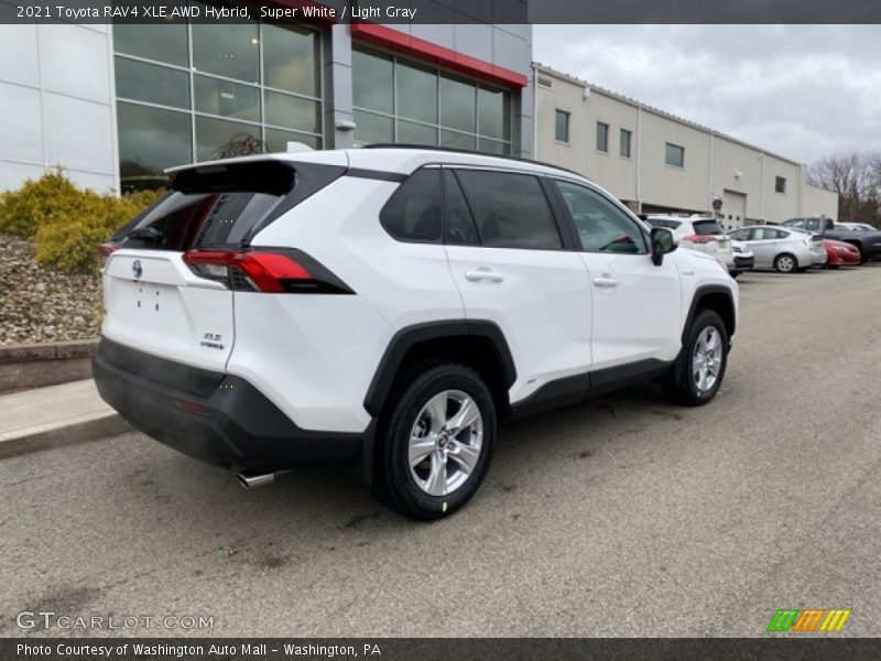 Super White / Light Gray 2021 Toyota RAV4 XLE AWD Hybrid