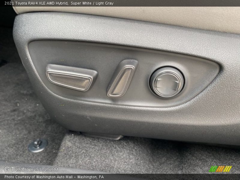 Super White / Light Gray 2021 Toyota RAV4 XLE AWD Hybrid