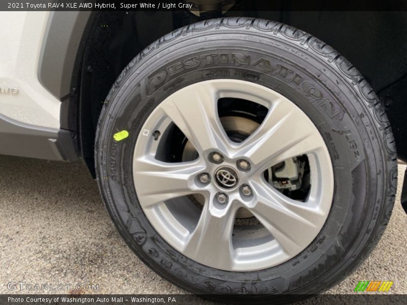 Super White / Light Gray 2021 Toyota RAV4 XLE AWD Hybrid
