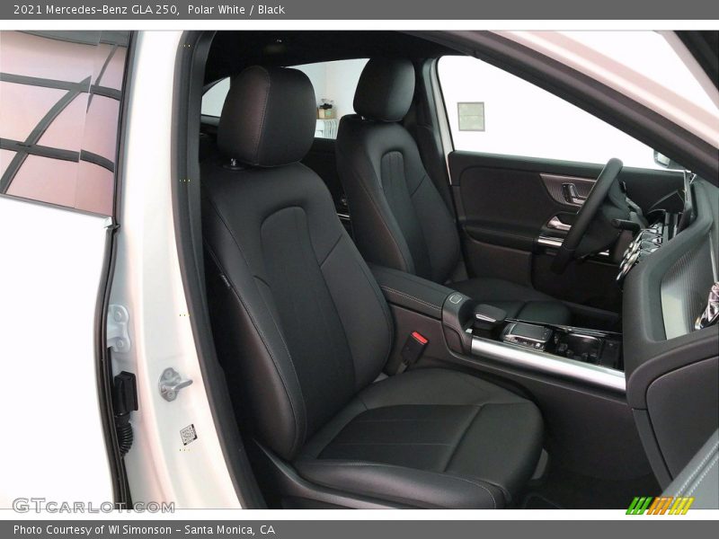Polar White / Black 2021 Mercedes-Benz GLA 250