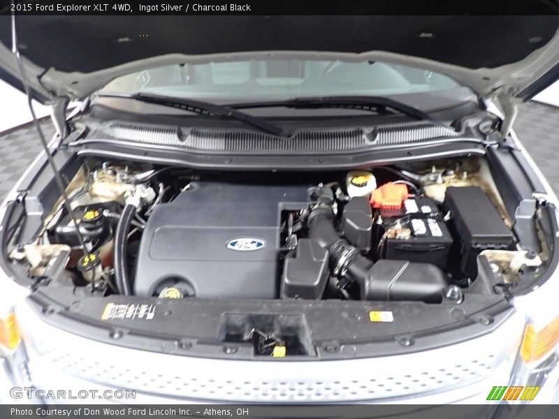 Ingot Silver / Charcoal Black 2015 Ford Explorer XLT 4WD