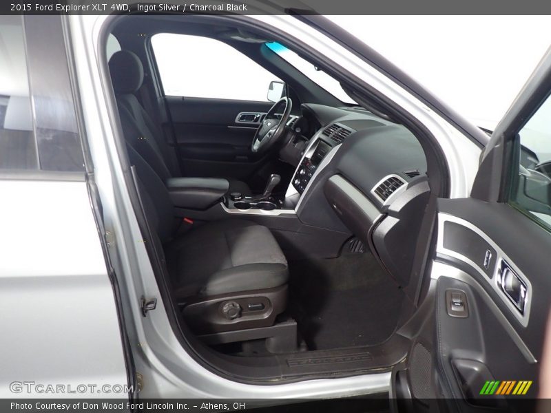 Ingot Silver / Charcoal Black 2015 Ford Explorer XLT 4WD